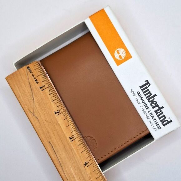 Timberland Men's Tan Genuine leather wallet removable Pass case - Picture 4 of 10